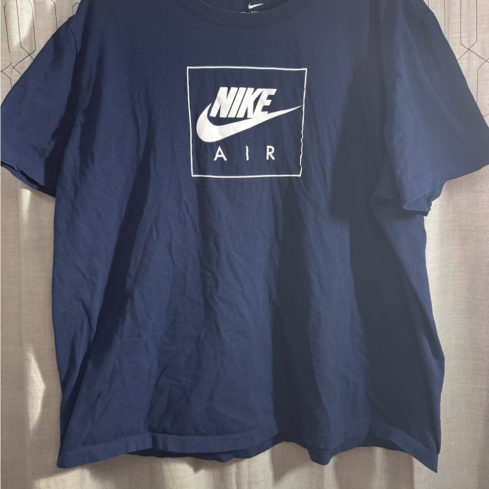 Nike Tee in Navy with White Nike Logo